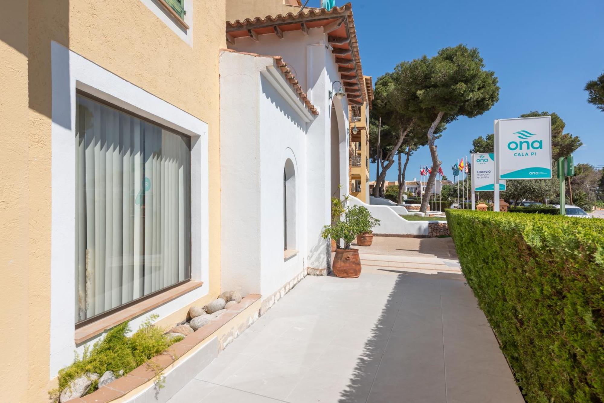 Aparthotel Ona Cala Pi Club Luaran gambar